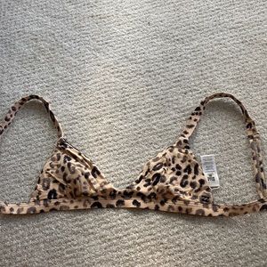 Billabong cheetah print bikini top size S
